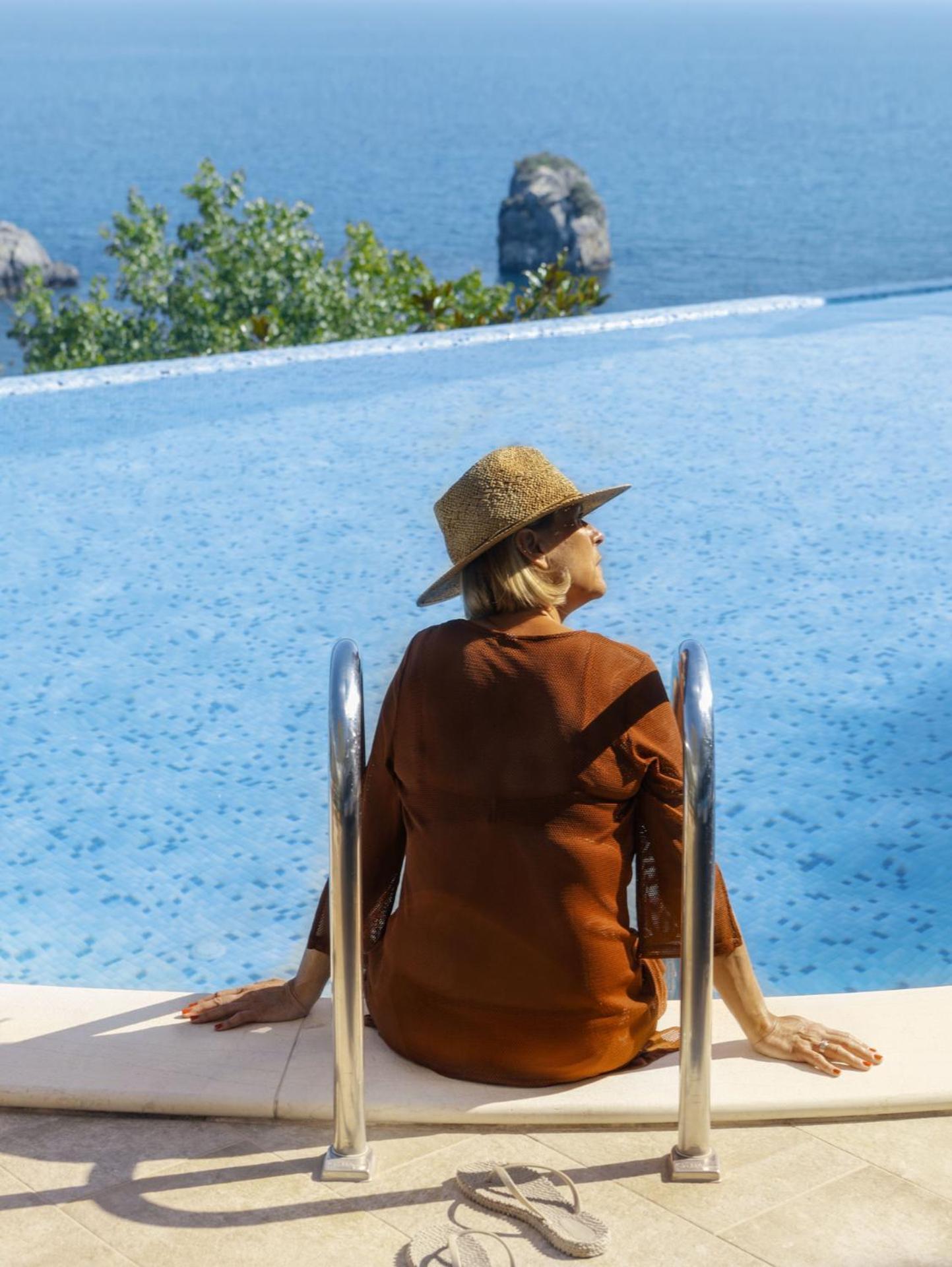 Irida Boutique Hotel Parga Exterior photo