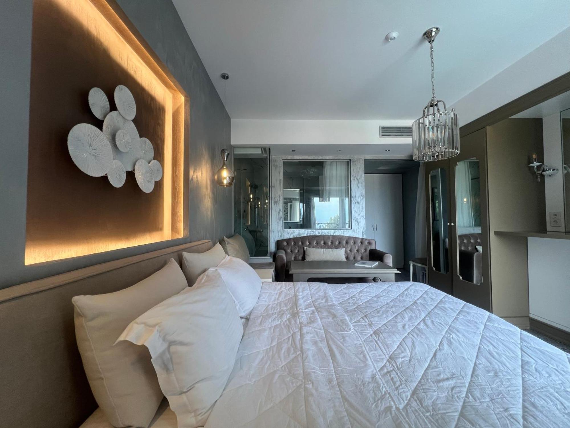 Irida Boutique Hotel Parga Exterior photo