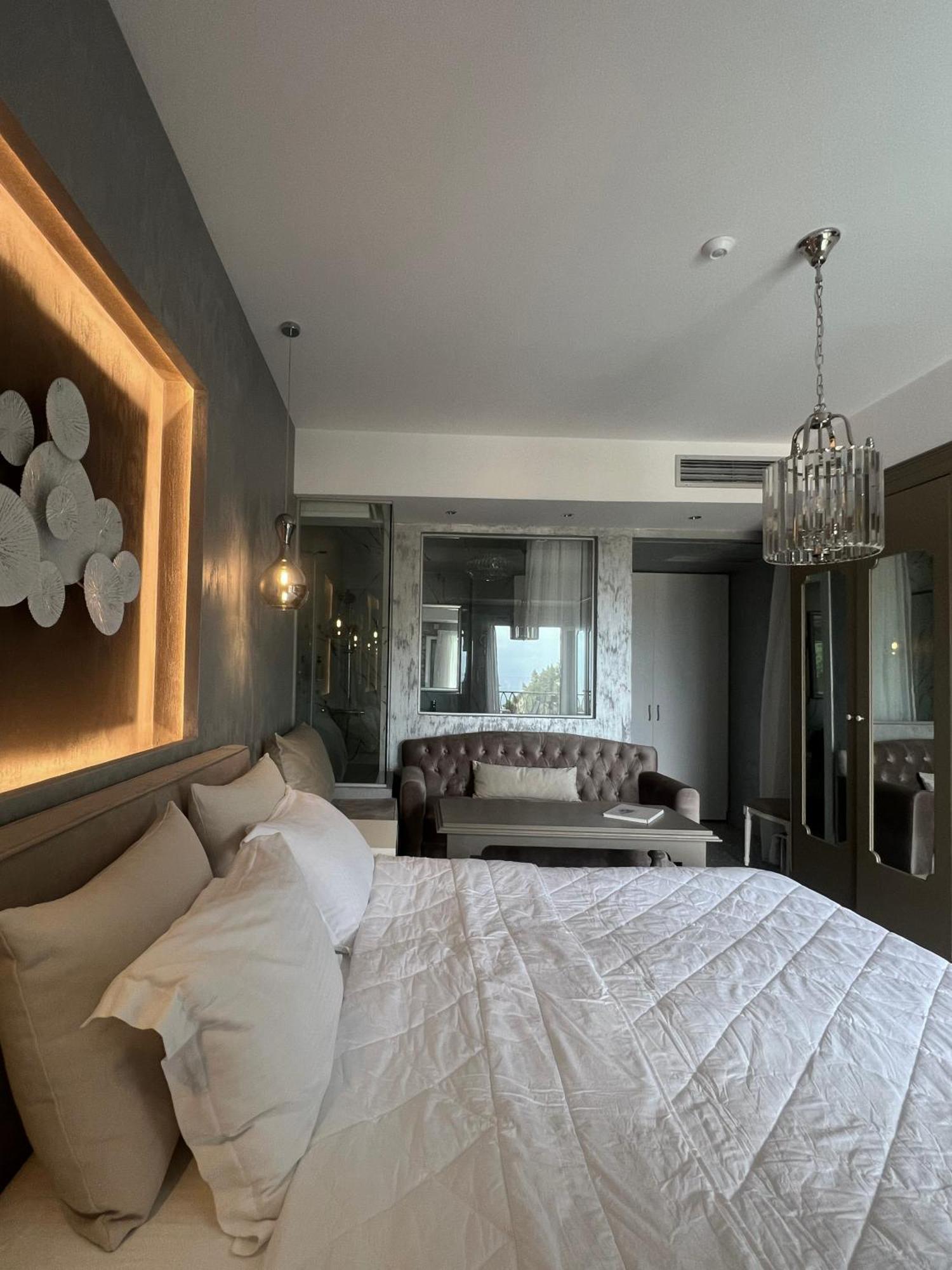 Irida Boutique Hotel Parga Exterior photo
