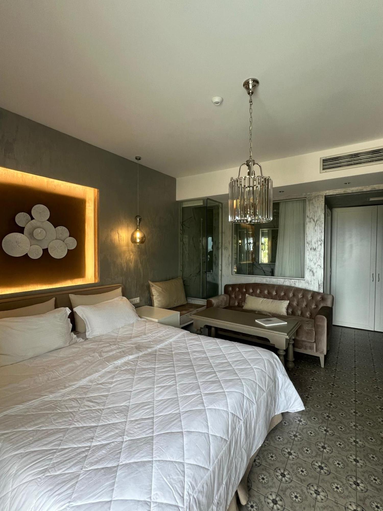 Irida Boutique Hotel Parga Exterior photo